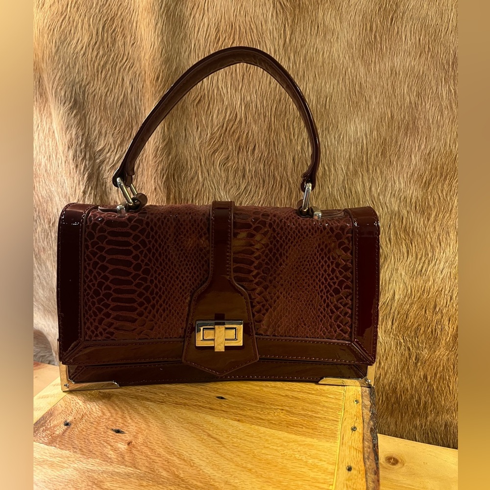 White House Black Market Purse